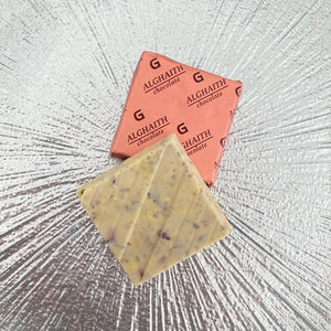 Witte chocolate met noten en Kardemom