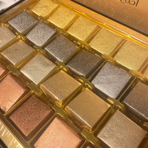 Chocolate dark met noten (Cadeau doos) 450 gram