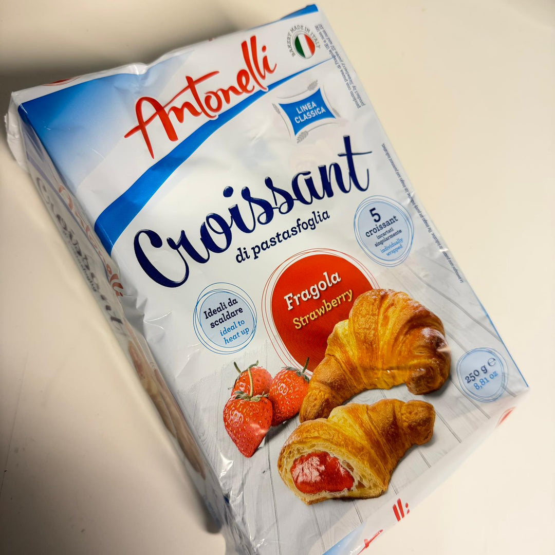 Croissant gevuld met aardbei 5 stuk