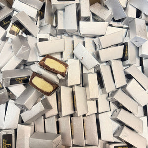 Chocolade gevuld met witte creme extra (Elegant)